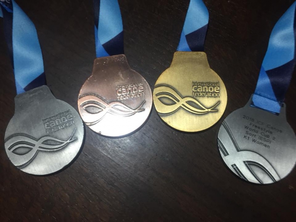 獲得した4つのメダル