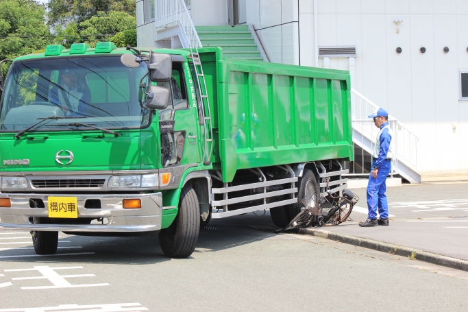 左折巻き込み実験